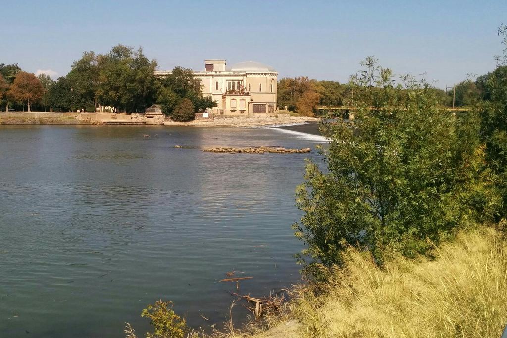 Hotel Araur Agde Bagian luar foto