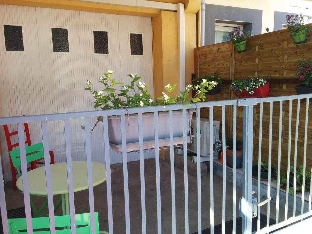 Hotel Araur Agde Bagian luar foto