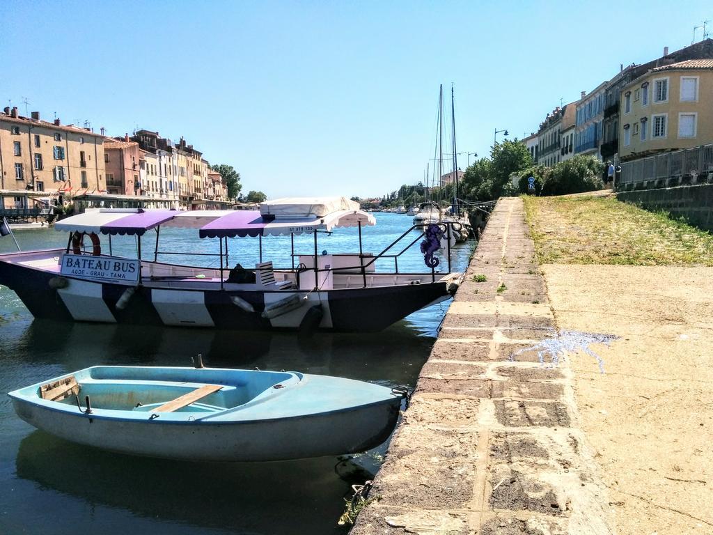 Hotel Araur Agde Bagian luar foto